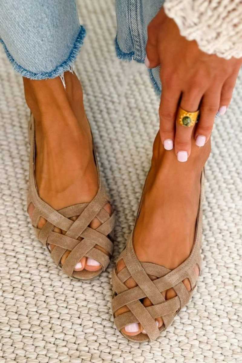 Zapatos planos de puntera abierta