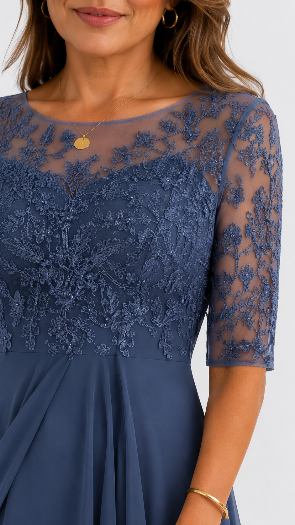 Vestido midi de encaje y gasa Leonor Azul marino