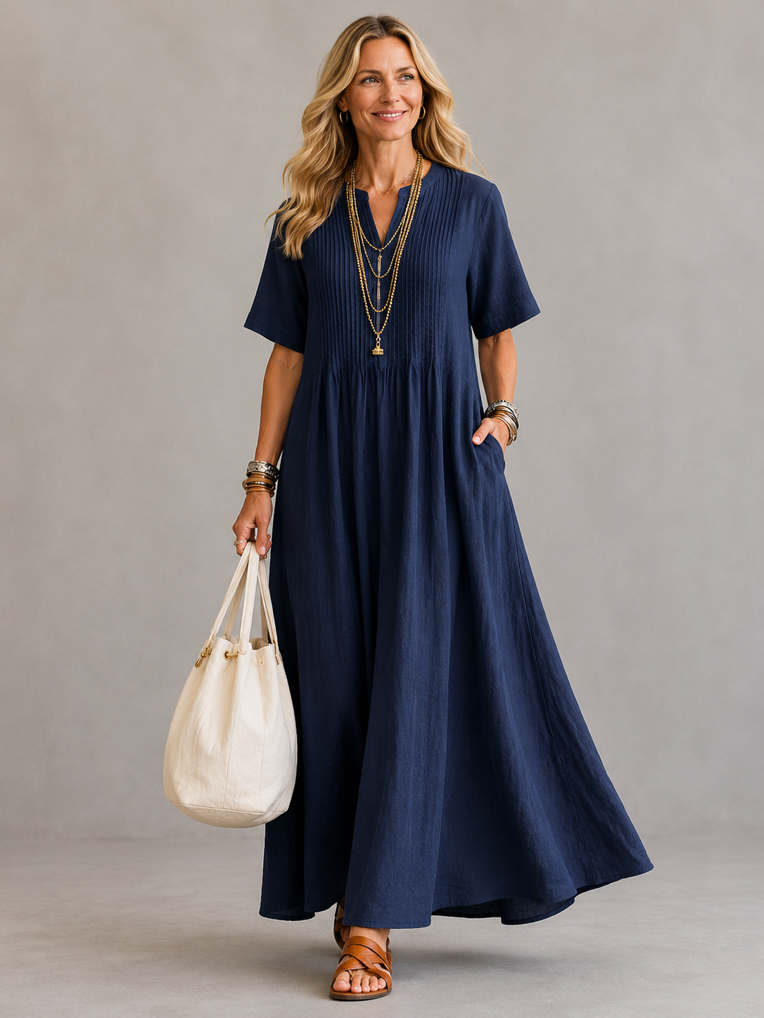 Vestido maxi plisado con escote en V