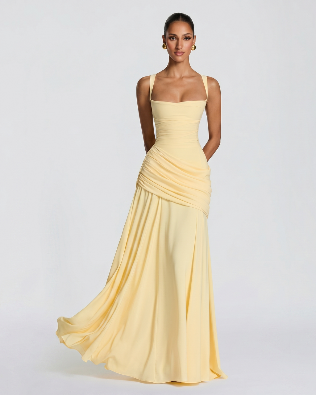 Vestido maxi con escote cuadrado y drapeado