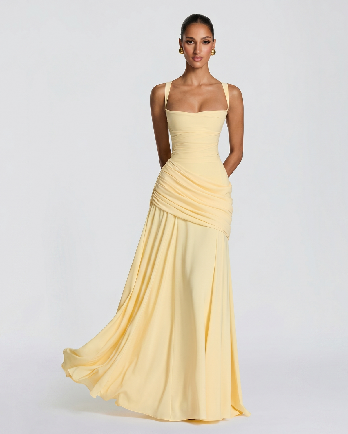Vestido maxi con escote cuadrado y drapeado