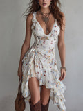 Vestido corto con tirantes y bajo de volantes