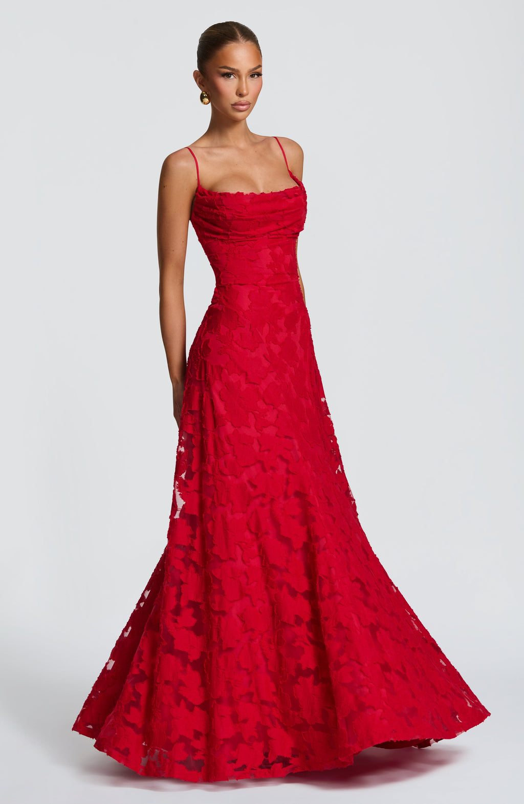 Vestido maxi con espalda abierta y cordones