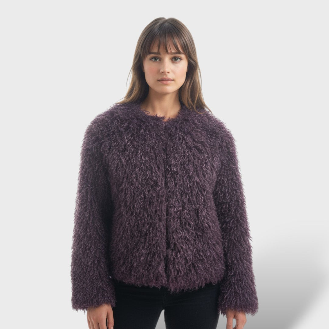 Chaqueta de pelo largo con cuello redondo