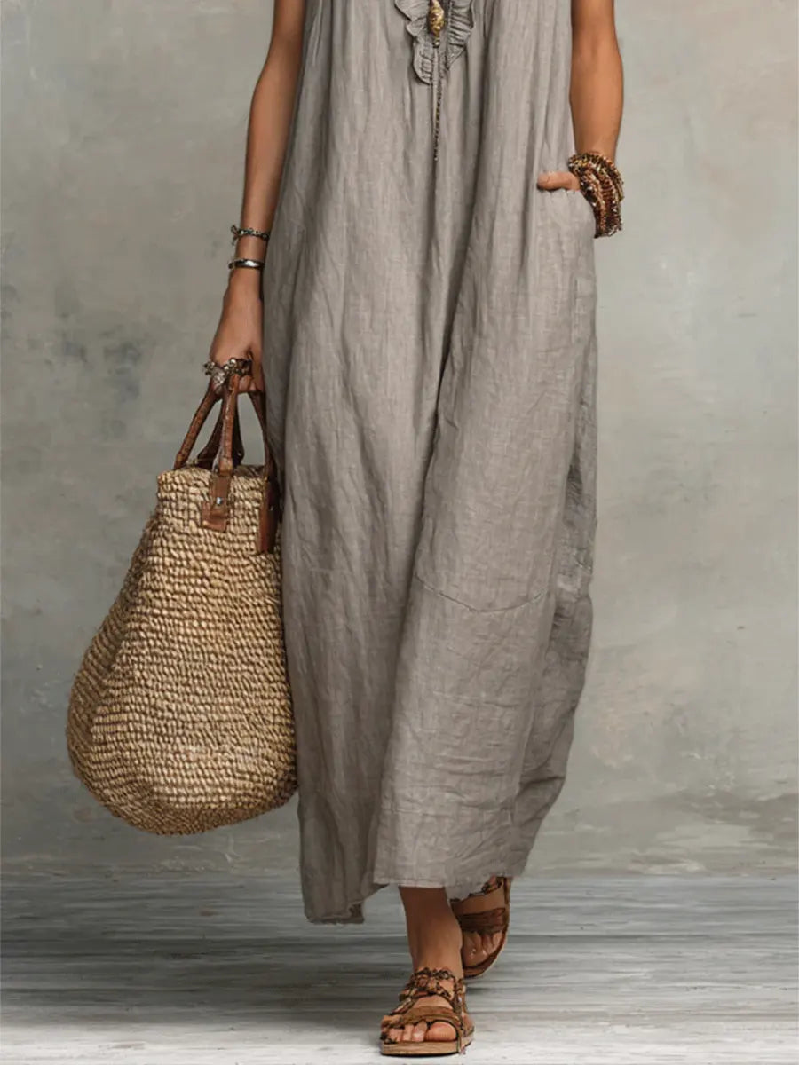 Vestido maxi con escote en V y volantes